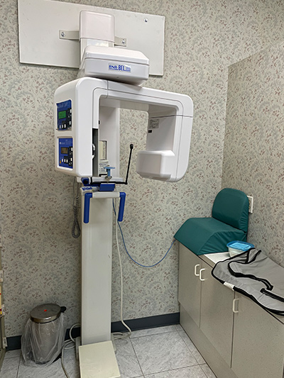 Dentist in Azusa